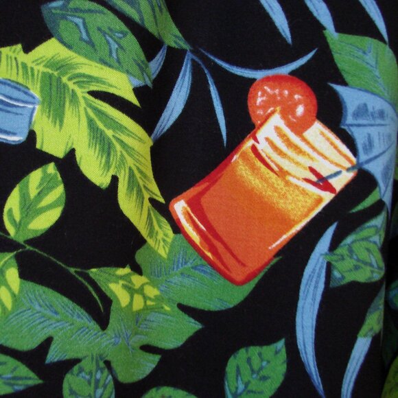 Hawaiian Button Shirt Loose Hot Sauce Drinks Cocktails Black Green Blue Medium - Picture 13 of 13